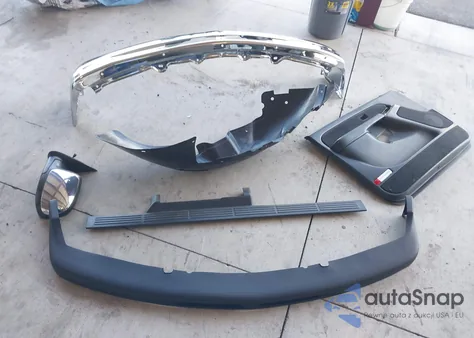 2001 Chevrolet Silverado 1500 Ls z USA, uszkodzony, nr VIN 2GCEC19T311207360